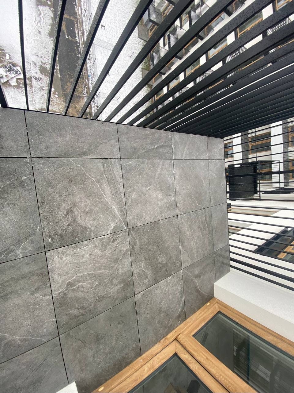 układanie plytek wentylowanych