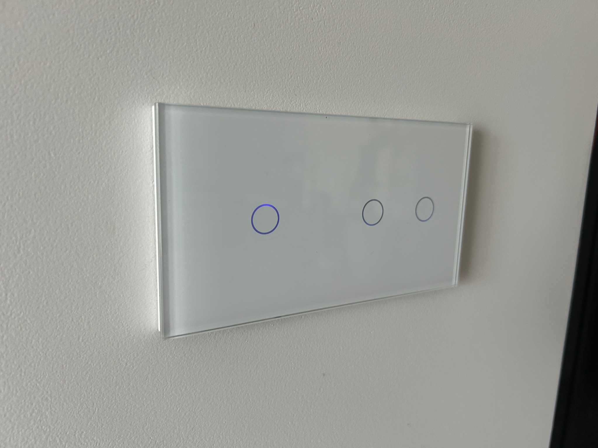 Montaż wyłączników dotykowych