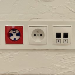 Elekrystian Krystian Kędzierski - Gniazda DATA