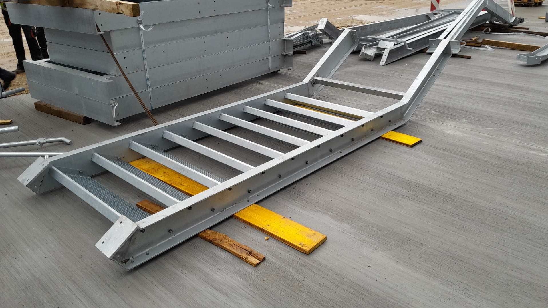 Schody stalowe na zamówienie.