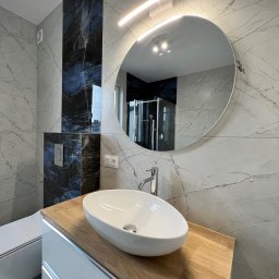 FOX YAROSLAV HERASYMCHUK - Sufit Napinany w Łazience Warszawa