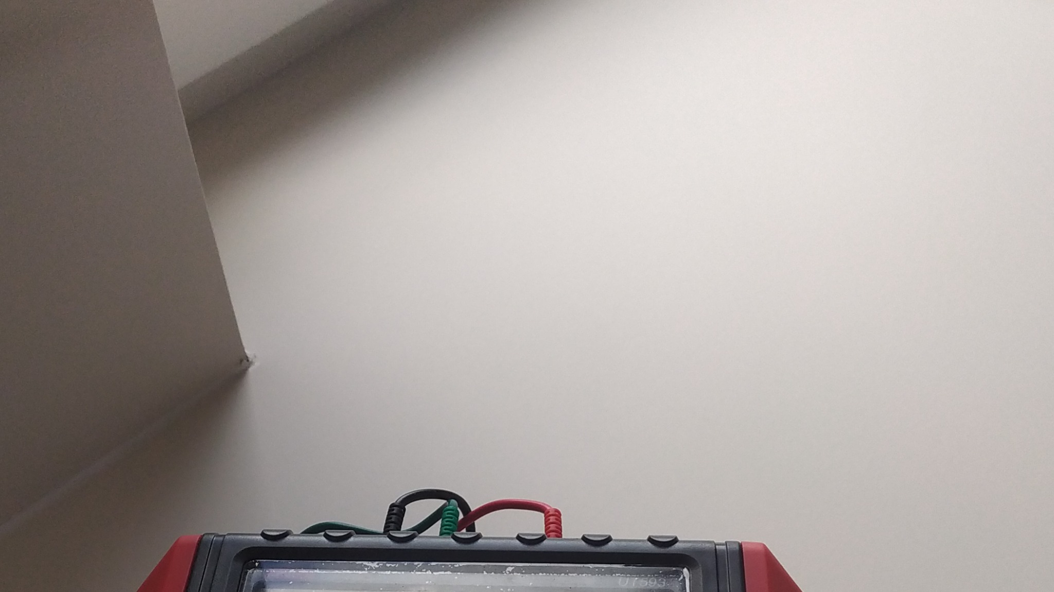 Pomiary odbiorcze instalacji mieszkaniowej zakończone protokołem oraz zadowolonym klientem. Czas realizacji: 3 godziny.