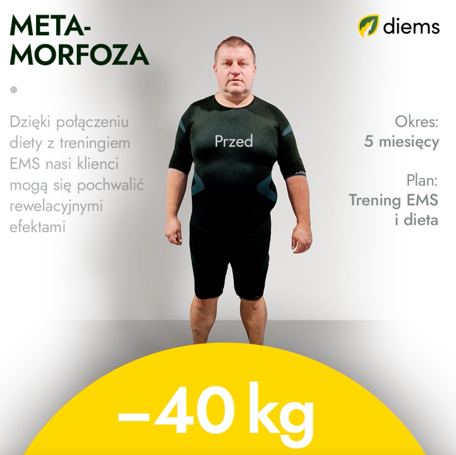 Mężczyzna przed kuracją odchudzającą, ubrany w strój do treningu EMS, prezentacja efektów diety i treningu, utrata 40kg w 5 miesięcy.