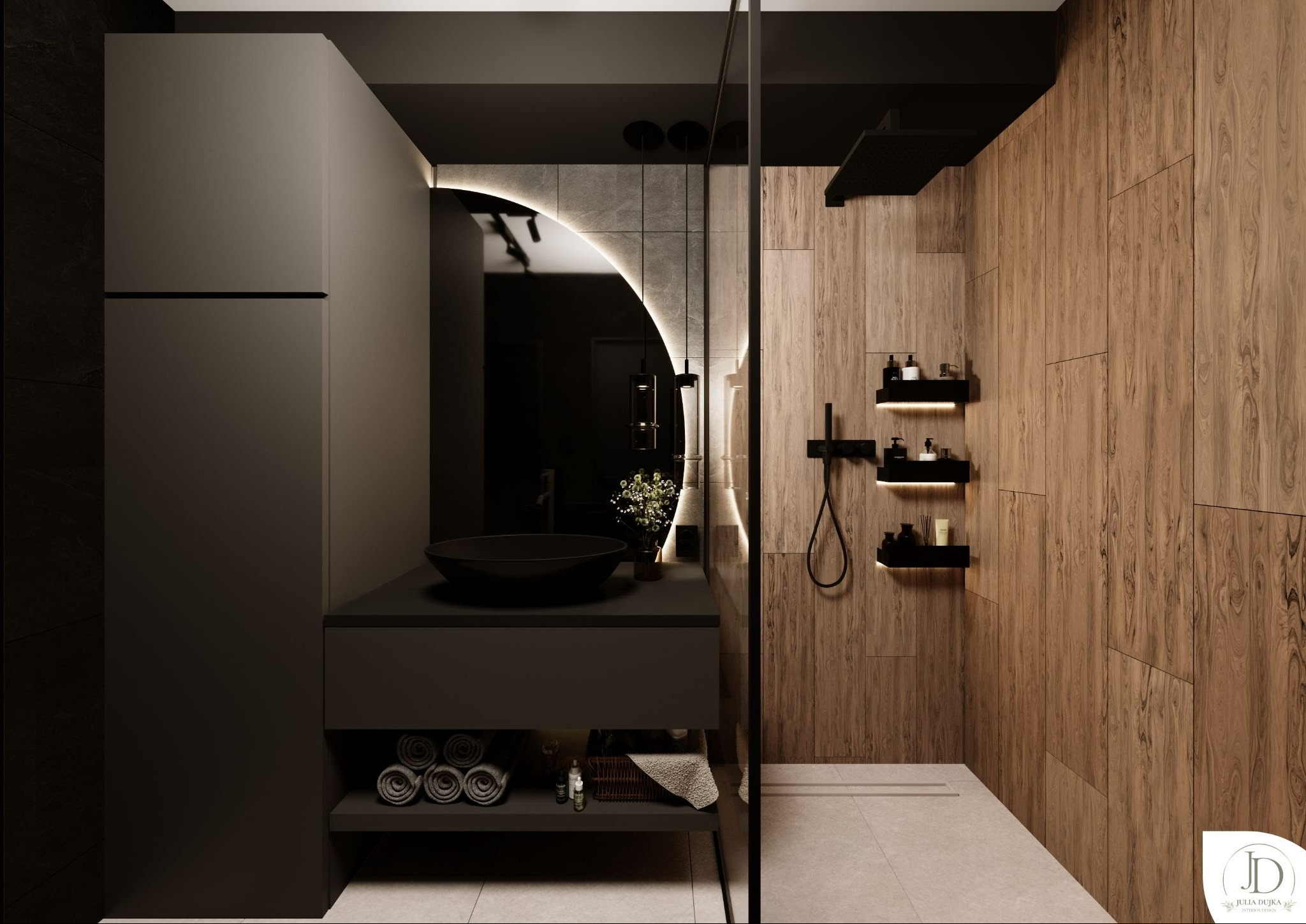 Nowoczesna łazienka z drewnianymi panelami, czarną umywalką i podświetlanym lustrem w kształcie półksiężyca. Minimalistyczny design z akcentami naturalnego drewna.