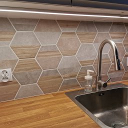 Glazurnik Komorniki 2