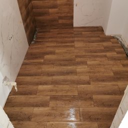 Glazurnik Komorniki 3