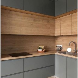 Avangard by Alina Bulat - Schody Drewniane Na Beton Kicin