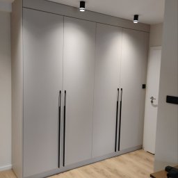 Szafy wnękowe Wrocław 1