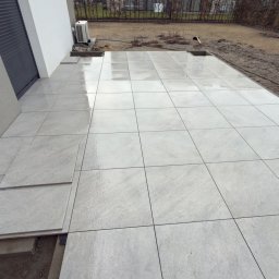 KSB POWERBUD SP&Oacute;ŁKA Z OGRANICZONĄ ODPOWIEDZIALNOŚCIĄ - Tarasy kamienne Wrocław