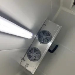 Montaż instalacji chłodniczej komory mroźniczej