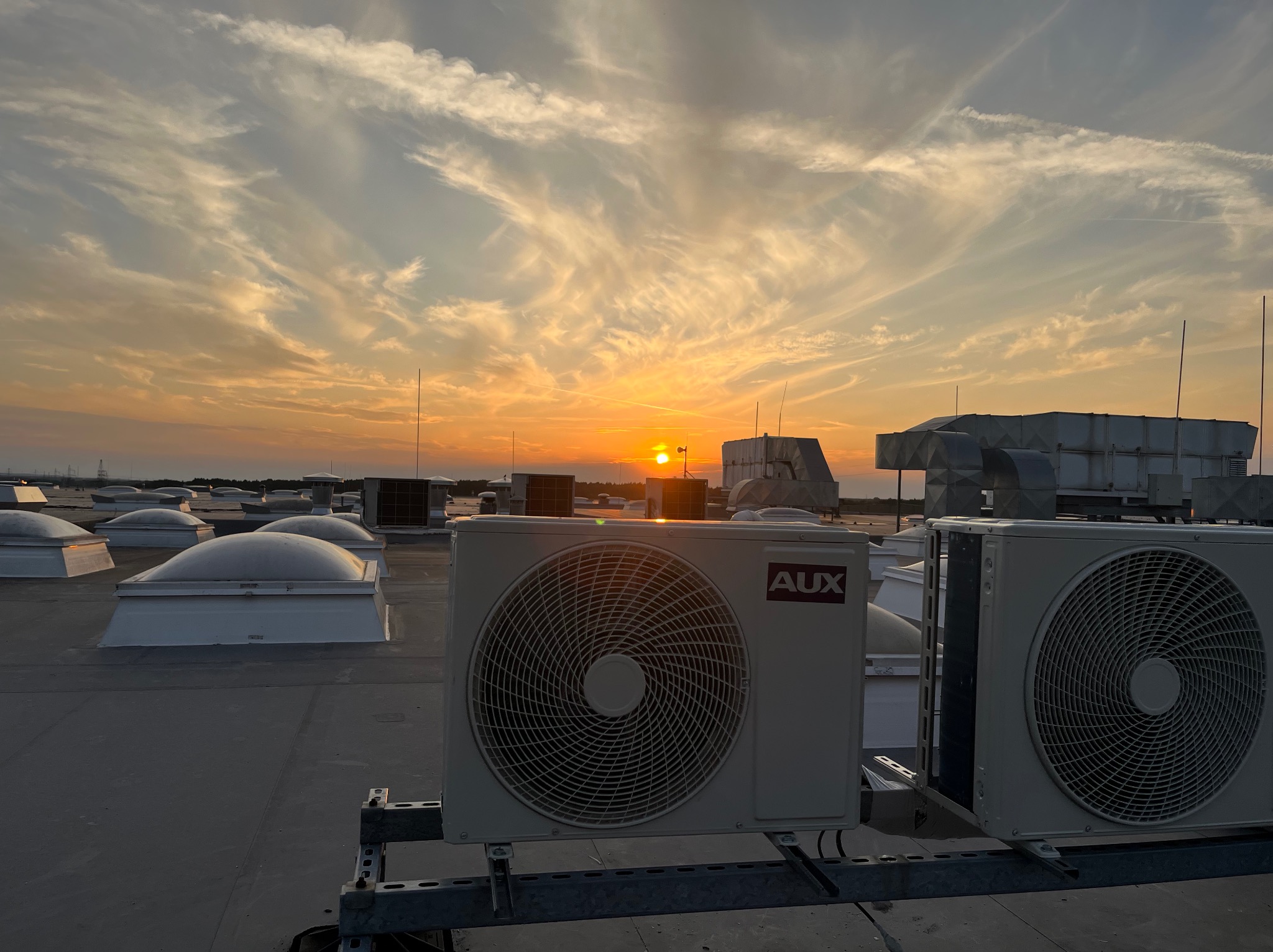 Montaż klimatyzacji split- jednostka zewnętrzna