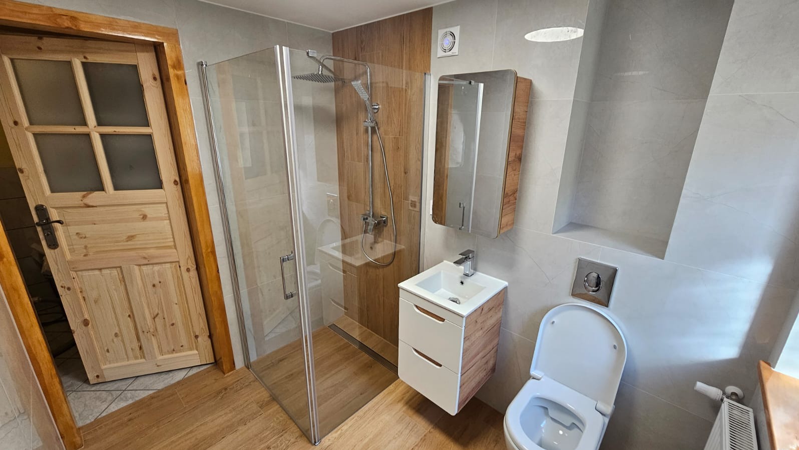 Gotowa łazienka po kapitalnym remoncie.