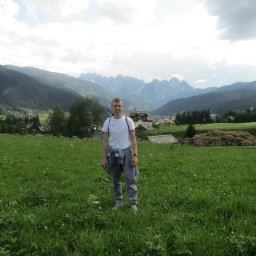 Andriy Doroshenko - Oświetlenie Domu Grudziądz