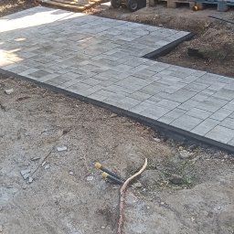 Układanie kostki brukowej Ciechanowiec 4