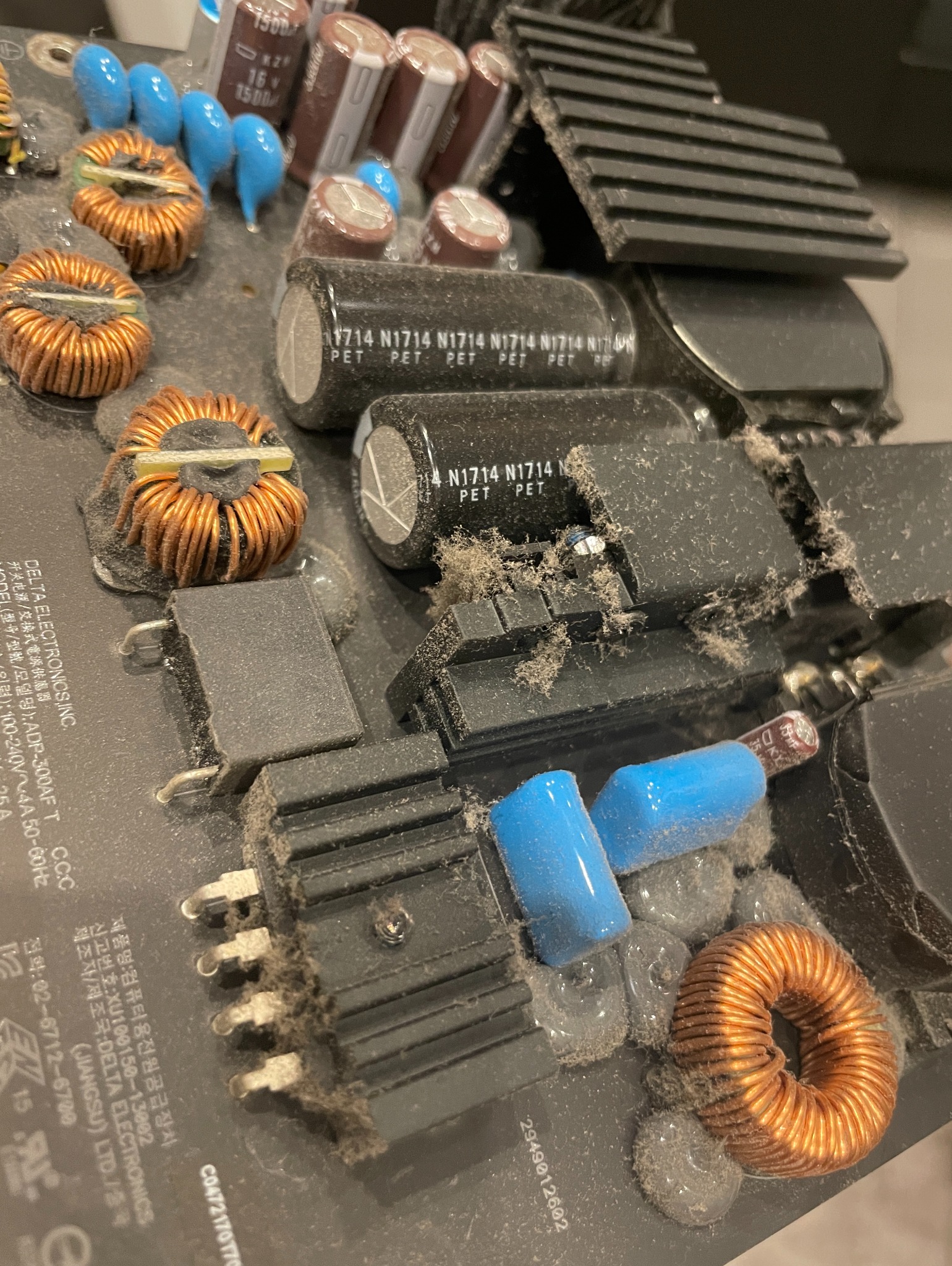 Naprawa spalonego komputera