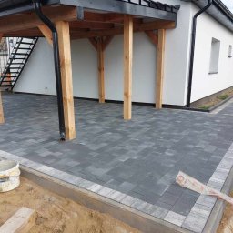 Układanie kostki brukowej KAMIEŃ WIELKI 1