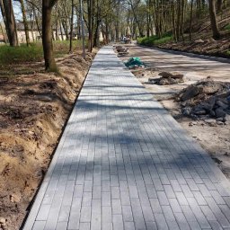 Układanie kostki brukowej KAMIEŃ WIELKI 3