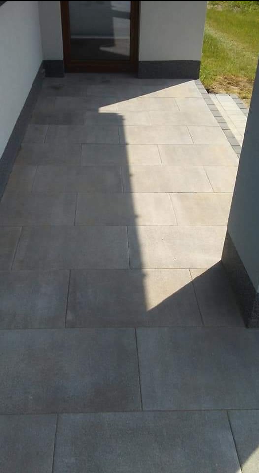 Kostka Malta mix stalowy + taraz z płyty Lamel