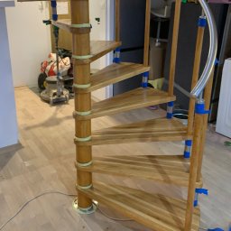 Volodymyr Pasichnyk - Panele Winylowe Warszawa