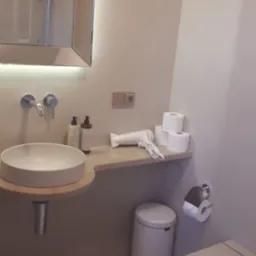 Wykończenia łazienki micro cementem Fest Floor