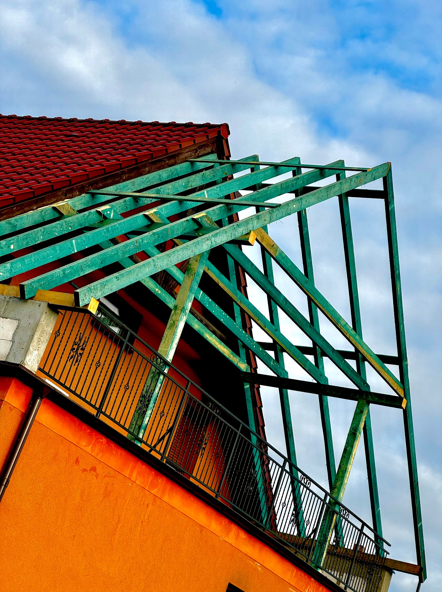 Dobudowa zadaszenia nad istniejącym już tarasem