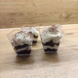 Mini deserki, tiramisu z truskawkami i musem truskawkowym 🍓🍰