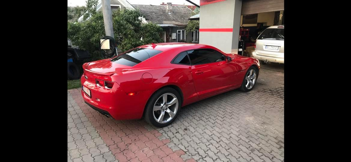 zabezpieczenie szyb folią