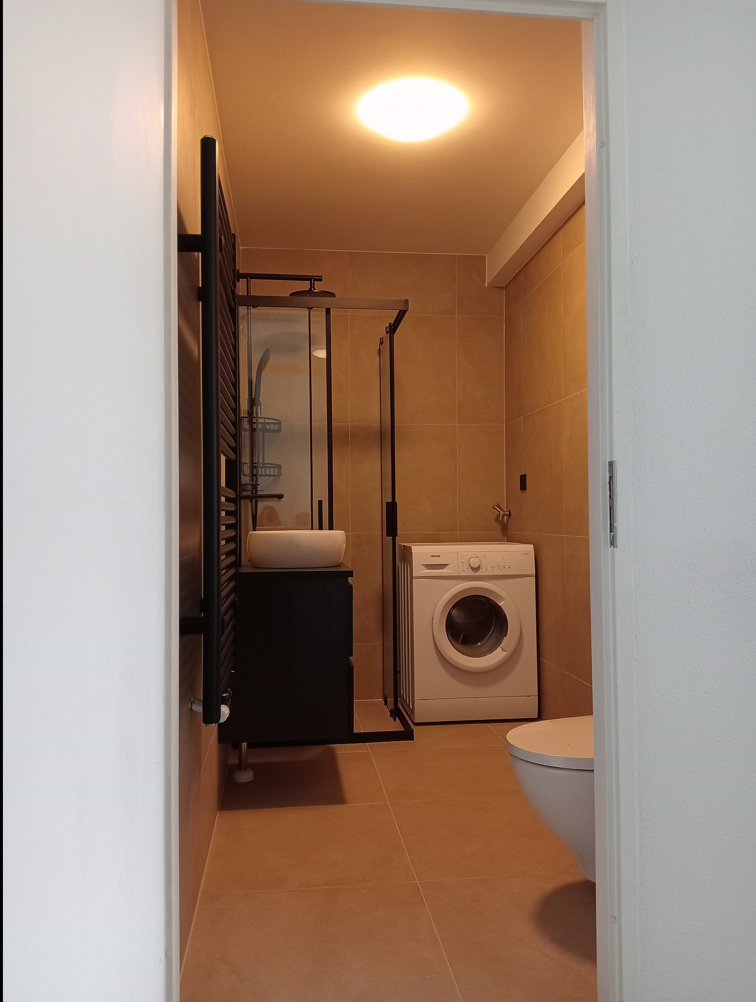 Witam, jestem fachowcem, znam się na rzeczy, profesjonalne podejście do klienta, zapraszam do współpracy