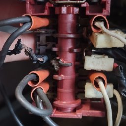 Naprawa uszkodzonego przełącznika kuchenki w lokalu gastronomicznym po innym fachowcu 