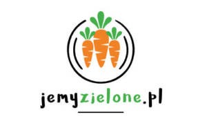 Logo firmy cateringowej jemyzielone.pl z trzema marchewkami w okręgu, promującej zdrowe odżywianie.