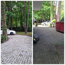 Sąsiad z Wawra - Zdjęcie kostki brukowej przed i po myciu. Po lewej stronie kostka brukowa jest czysta, po prawej widać pracownika i myjkę ciśnieniową podczas pracy.