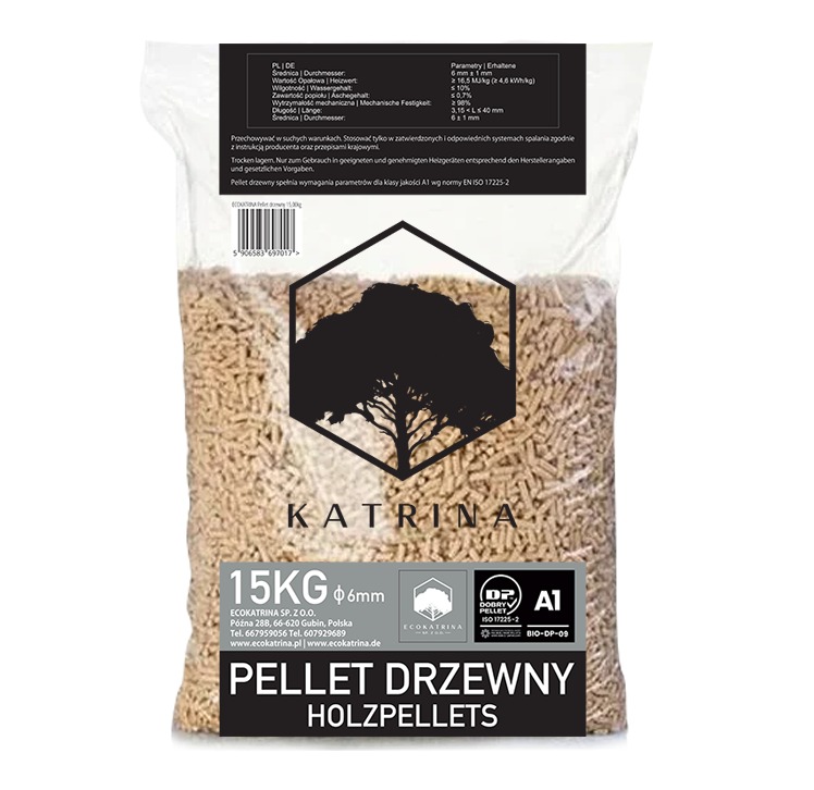 Worek 15 kg pelletu drzewnego marki Katrina z widocznym logo drzewa i informacjami o parametrach, certyfikacie jakości A1 oraz danych kontaktowych producenta.
