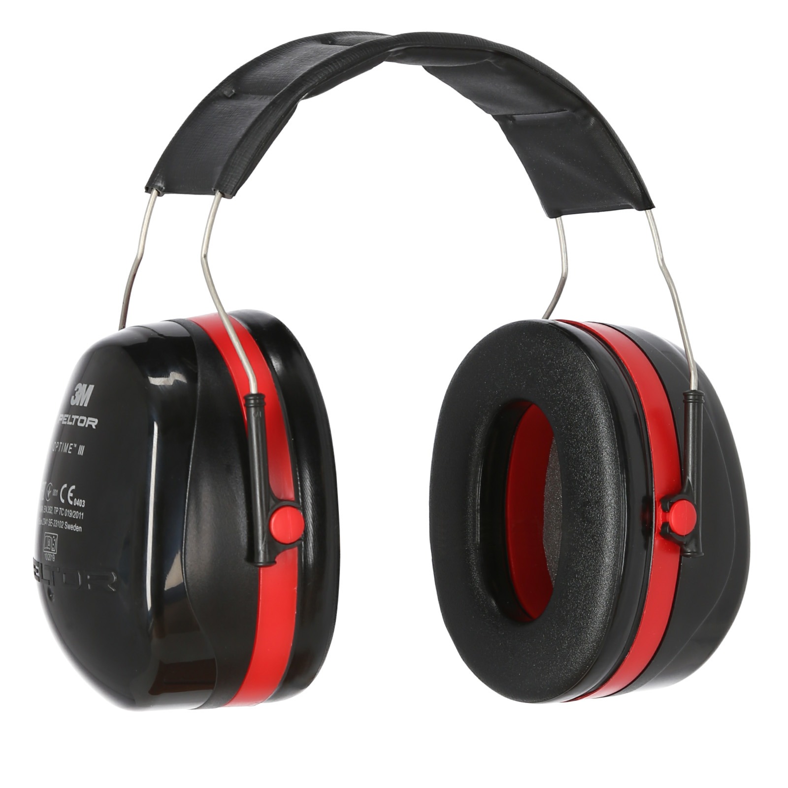 Czarne nauszniki ochronne 3M Peltor Optime III z czerwonymi akcentami, zawieszone na metalowych pałąkach z czarnym, skóropodobnym obiciem.