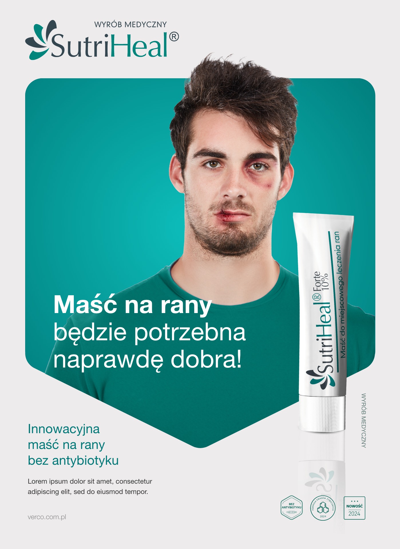 Mężczyzna z ranami twarzy prezentuje tubkę maści SutriHeal na tle turkusowym, podkreślając skuteczność leczenia ran.