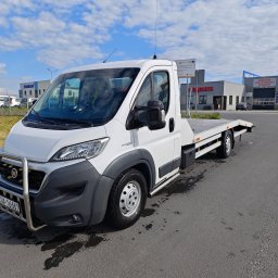 Transport aut przyczep kempingów i nie tylko. auto-holowanie