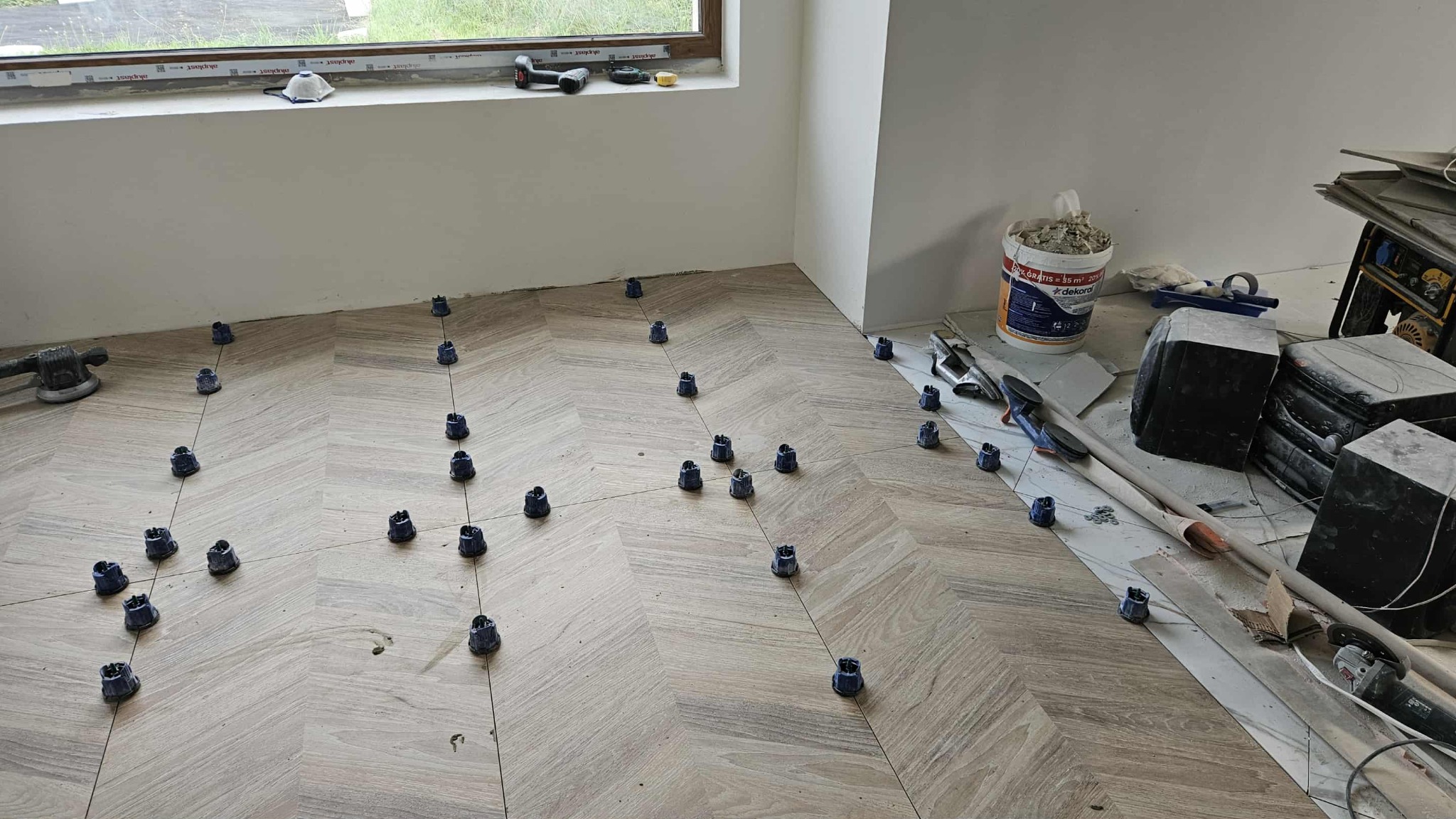 Płytki podłogowe duże wymiary