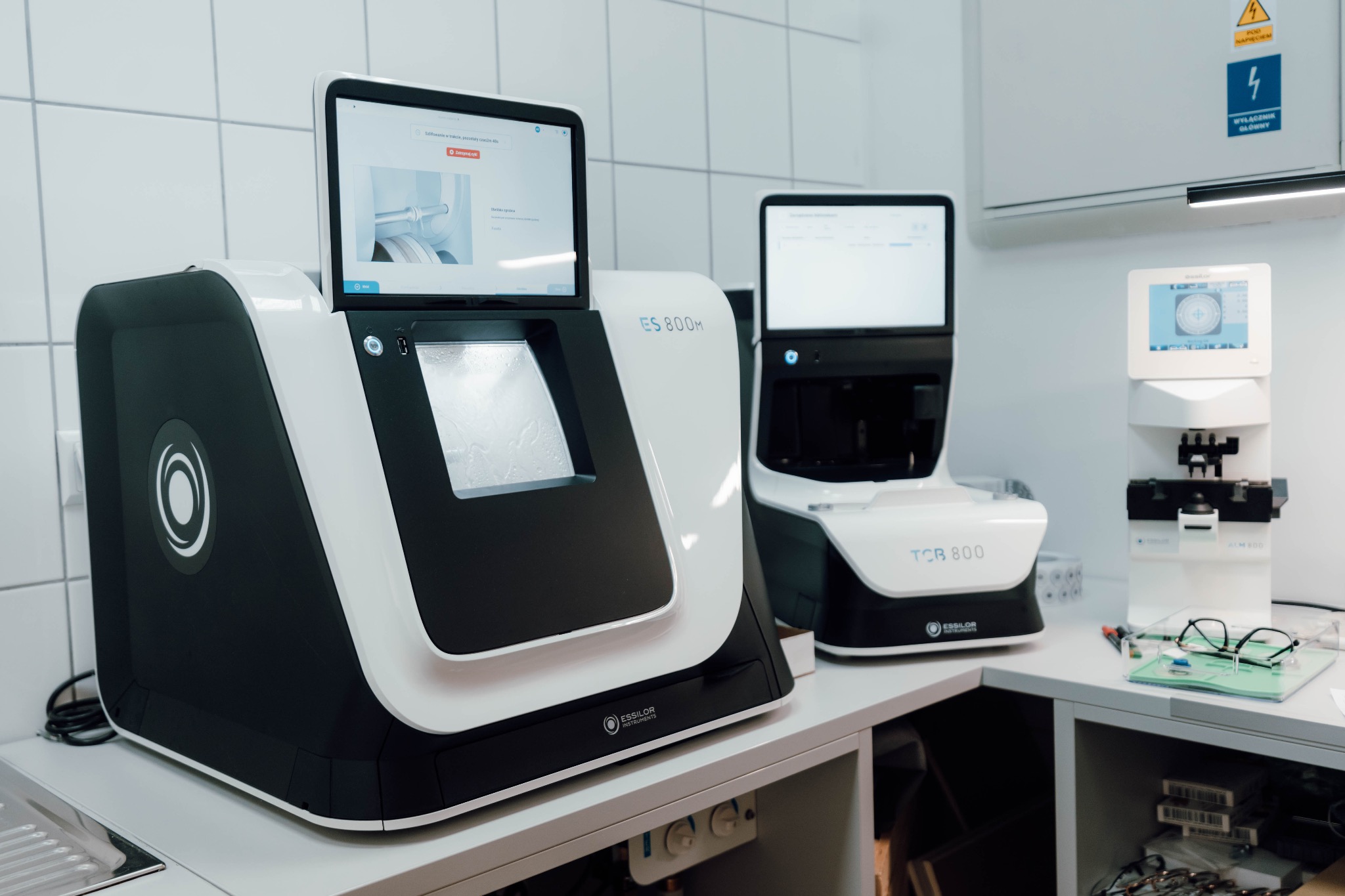 Na miejscu dysponujemy najnowocześniejszym automatem szlifierskim