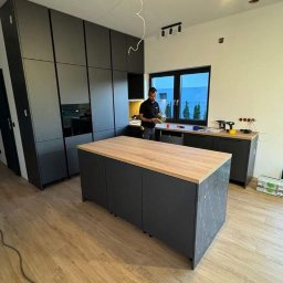 Dzięki uzyskaniu korzystnego kredytu budowa wymarzonego domu pod Poznaniem ma się już ku końcowi :)