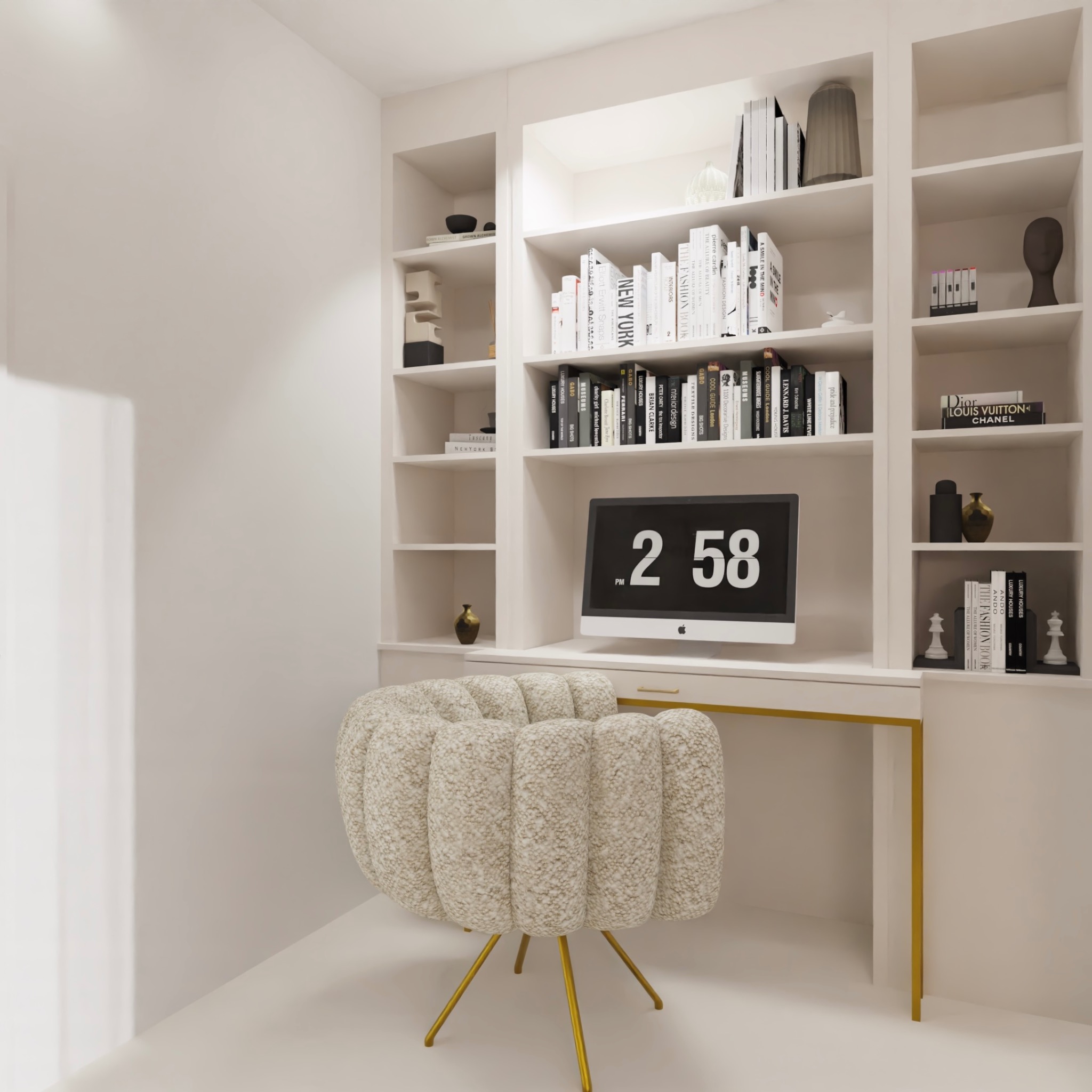 Kremowe krzesło z charakterystycznym oparciem na złotych nóżkach przy białym biurku z komputerem, w tle biała biblioteczka z książkami i dekoracjami, minimalistyczny wystrój gabinetu.