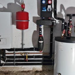 Kotłownia Vaillant dla 3 piętrowego domu 100 m2.