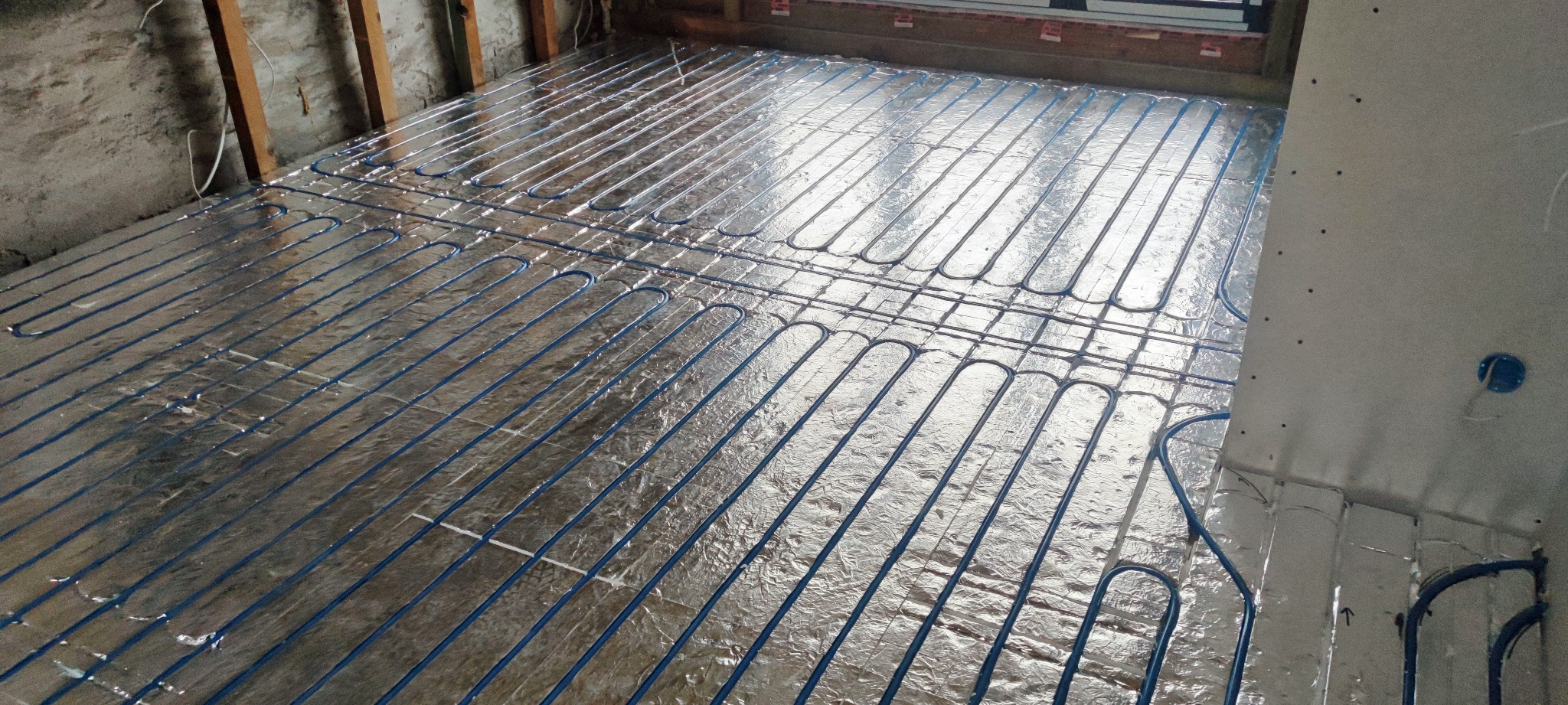 Rozwiązanie ogrzewania podłogowego suchego dla drewnianych stropów w systemie Tweetop Renova