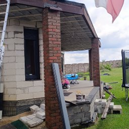 Hydroizolacyja terasy, wyminą deski czołowej, ponownyj montaż rynien.
64-130 Dąbcze