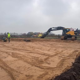 Układanie kostki brukowej Posada 4