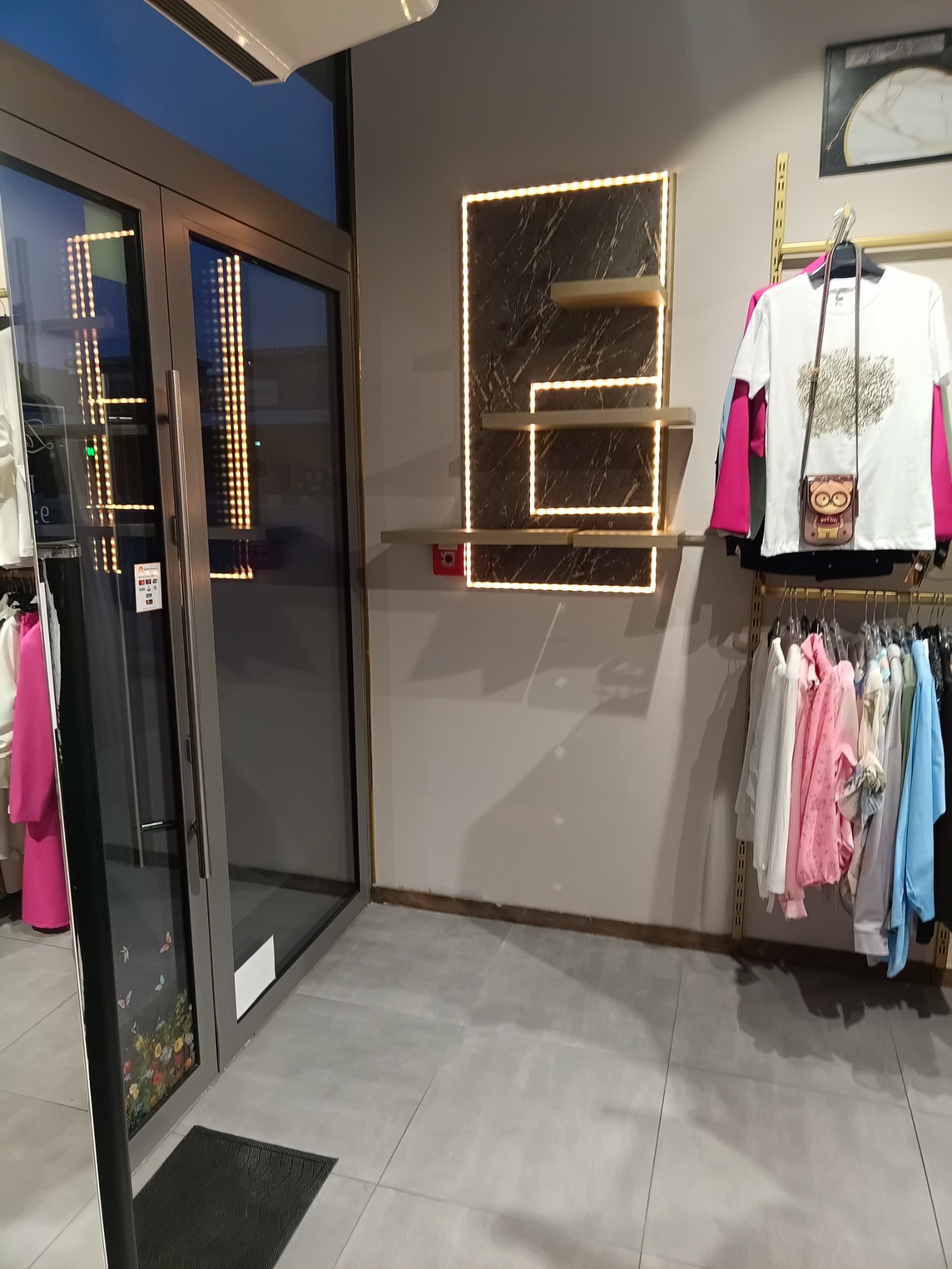 Aranżacje przestrzeni handlowych