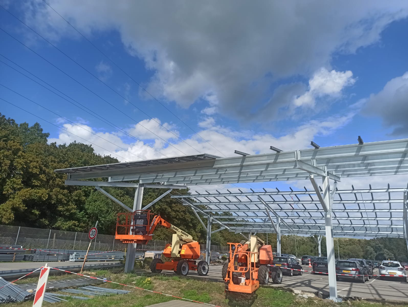 Holandia. Montaż na carporcie 170 kW