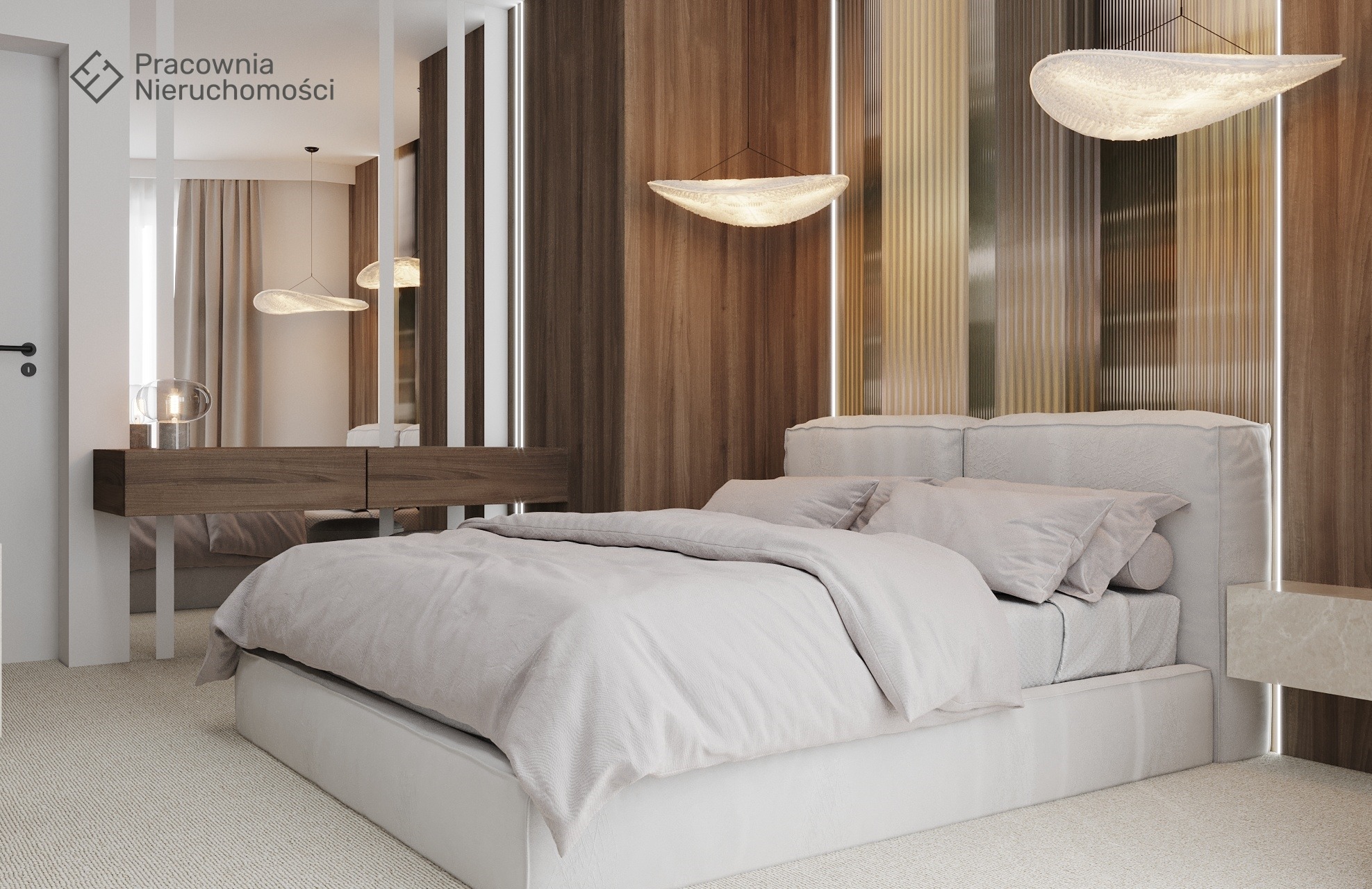Nowoczesna sypialnia z łóżkiem w odcieniach bieli, drewnianą ścianą z pionowymi panelami i designerskimi lampami wiszącymi w kształcie liści.