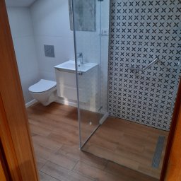 Renowacja kompleksowa starej łazienki 