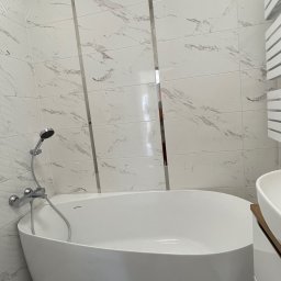 Umycie łazienki po remoncie 