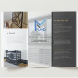 Rozkładana broszura reklamowa firmy M FLAND prezentująca balustrady, bramy, ogrodzenia i konstrukcje stalowe.