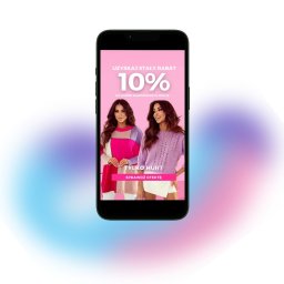LIONLINE - Ekran smartfona prezentujący reklamę producenta odzieży z dwoma modelkami w swetrach i informacją o 10% rabacie hurtowym.